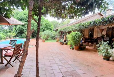 3 Bed House with En Suite at Lone Tree