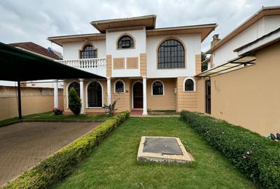 4 Bed Townhouse with En Suite in Kiambu Road