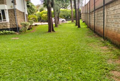 5 Bed Townhouse with En Suite in Lavington