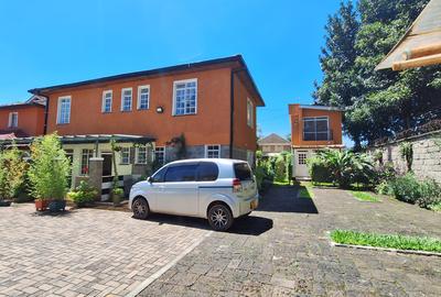 2 Bed Townhouse with En Suite in Nyari