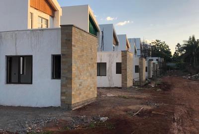4 Bed Villa with En Suite in Kiambu Road