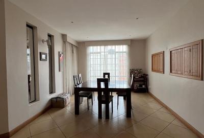 3 Bed Apartment with En Suite in General Mathenge