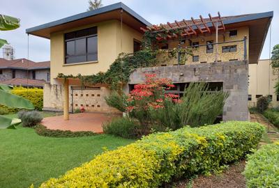 5 Bed House with En Suite at Runda Mumwe - 2