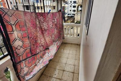 2 Bed Apartment with Parking at Links Road