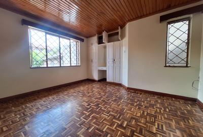 4 Bed Townhouse with En Suite at Kileleshwa