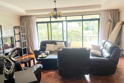 Furnished 4 Bed Apartment with En Suite in Riverside