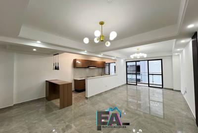 3 Bed Apartment with En Suite at Riverside Drive - 3