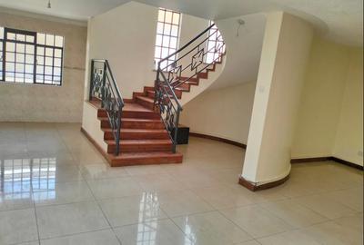 4 Bed Townhouse with En Suite in Brookside