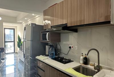 Serviced 1 Bed Apartment with En Suite in Riverside