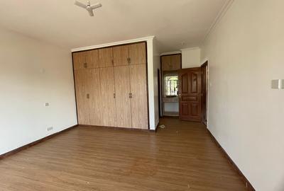 4 Bed Villa with En Suite in Kiambu Road