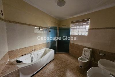 2 Bed House with En Suite in Nyari