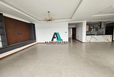 3 Bed Apartment with En Suite in Riverside - 4