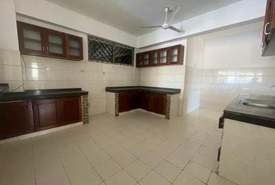 Serviced 3 Bed Apartment with En Suite in Nyali Area - 2