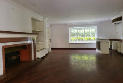 4 Bed House with En Suite in Muthaiga - 4