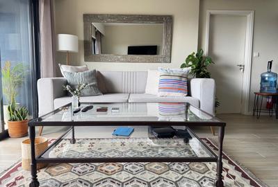 2 Bed Apartment with En Suite in Riverside