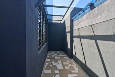 5 Bed Apartment with En Suite at George Padmore