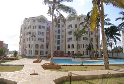 3 Bed Apartment with En Suite in Mkomani