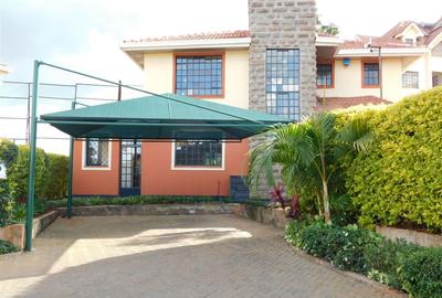 4 Bed House with En Suite at Fourways Junction Estate