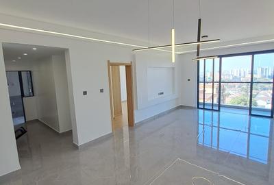 2 Bed Apartment with En Suite at Lavington