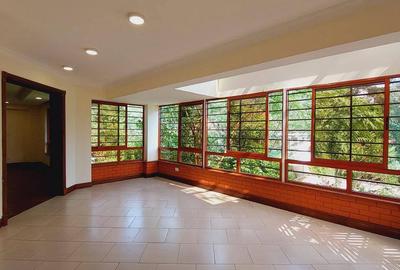 5 Bed Townhouse with En Suite at Shanzu Road