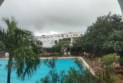 Serviced 3 Bed Apartment with En Suite in Malindi - 2