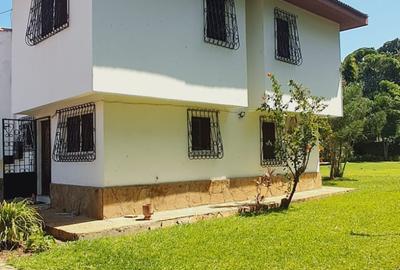 4 Bed House with En Suite in Nyali Area