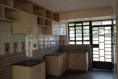 4 Bed Townhouse with En Suite in Gikambura - 4