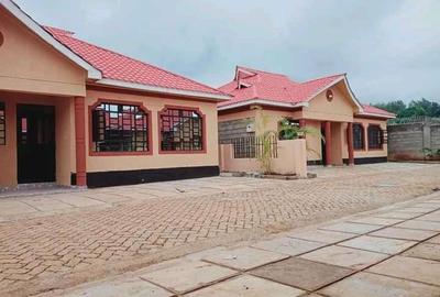 3 Bed House with En Suite in Kenyatta Road