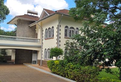 5 Bed House with En Suite at Runda Road - 3