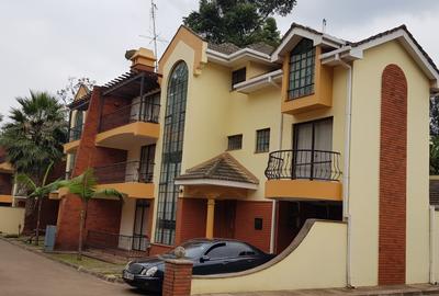 4 Bed Townhouse with En Suite at Vihiga Road