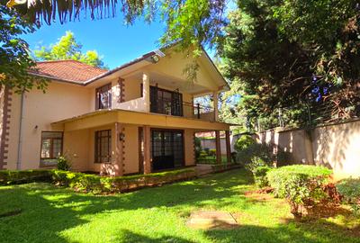 4 Bed Townhouse with En Suite at Off Mimosa