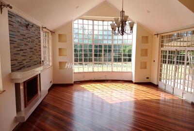 4 Bed House with En Suite in Karen - 4