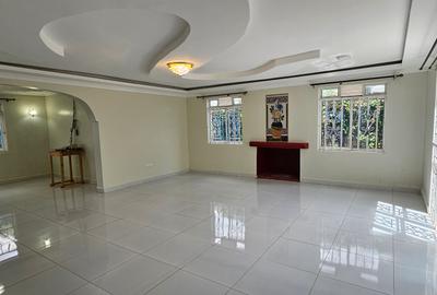 6 Bed House with En Suite in Kiambu Town