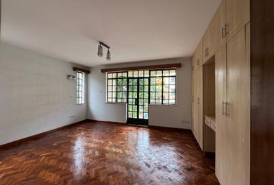 Serviced 3 Bed Apartment with En Suite in Lavington