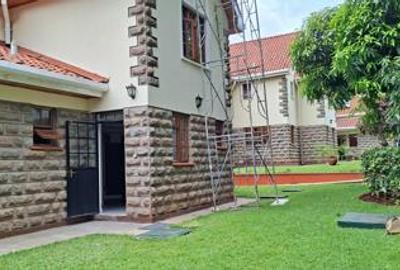 4 Bed Townhouse with En Suite at Off James Gichuru Road - 2