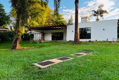 4 Bed House with En Suite in Kyuna