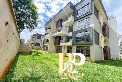 4 Bed Townhouse with En Suite in Rosslyn