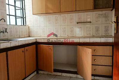 1 Bed Apartment with Borehole in Kilimani