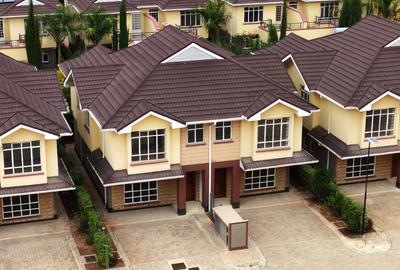 4 Bed Townhouse with En Suite in Athi River