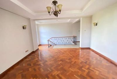 3 Bed Apartment with En Suite at Riverside Gardens - 2