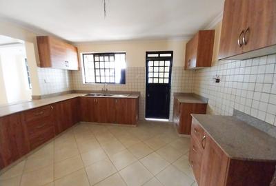 5 Bed House with Garden at Garden Estate