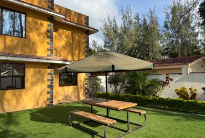 4 Bed House with En Suite in Vipingo