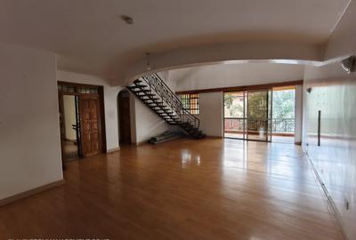 4 Bed Apartment with En Suite at Lavington Green - 4