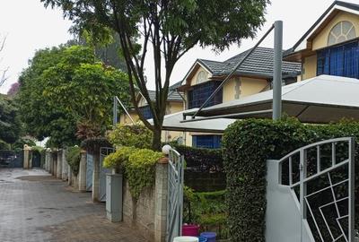4 Bed Townhouse with En Suite in Lavington