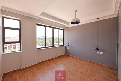 2 Bed Apartment with En Suite at Lantana Road - 3