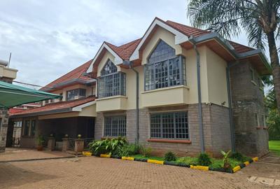 5 Bed House with En Suite in Runda - 4