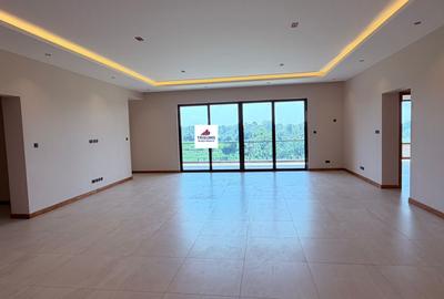 4 Bed Apartment with En Suite in Westlands Area - 2