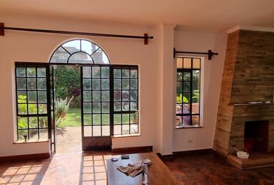 4 Bed Townhouse with En Suite at Kirawa Road