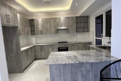 2 Bed Apartment with En Suite at Brookside - 2