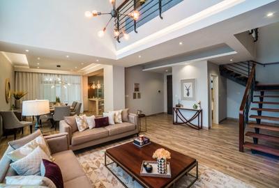 3 Bed Apartment with En Suite in Riverside